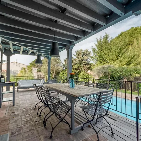 Villa Lavish In With Swimming Pool Gassin